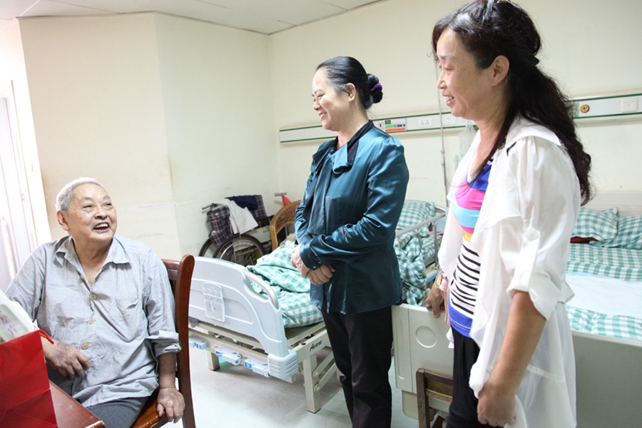 鍒颁腑鍖婚櫌鎱伴棶绂讳紤骞查儴钂嬬帀鏄?01.jpg