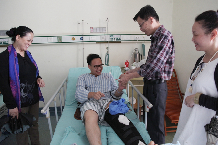 image001.jpg image001.jpg