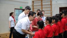 广西艺术学校举行“大手牵小手，共进跟党走”2024年少先队入队仪式暨