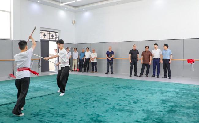 博白县领导到访我校开展校地合作交流