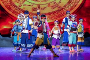 我校原创杂技剧《照破云天》亮相第十二届中国—东盟（南宁）戏剧周