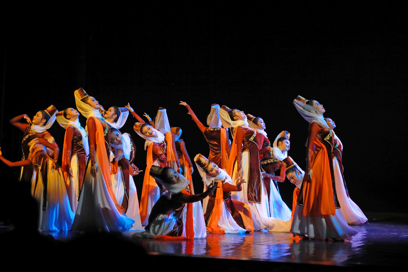 群舞《大漠沙海》