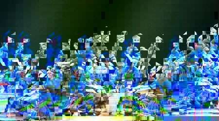 青春舞韵绽芳华 逐梦征程启新章